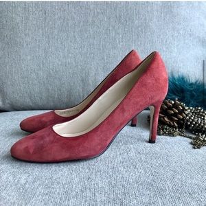 COLE HAAN RED SUEDE PUMP SIZE 7.5 3 1/2 INCH HEEL